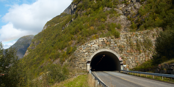  IoT System for Tunnel Construction - IoT ONE Case Study